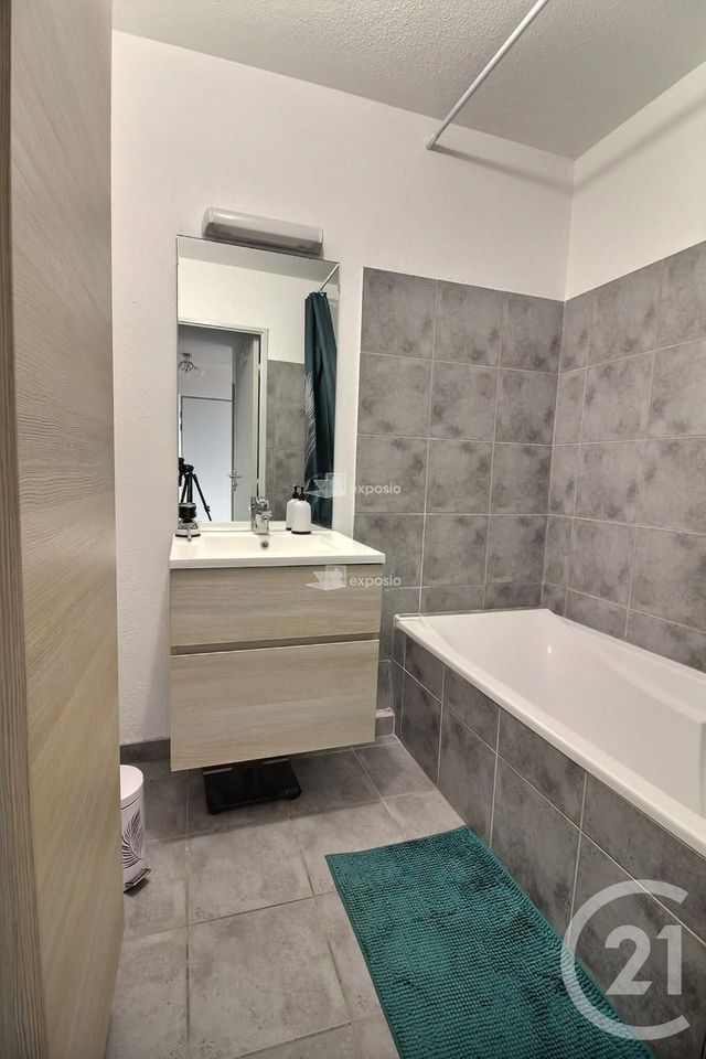 Appartement F3 à vendre - 3 pièces - 74.0 m2 - CANET EN ROUSSILLON - 66 - LANGUEDOC-ROUSSILLON - Century 21 Côte Catalane Immobilier