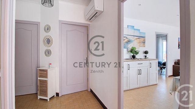 Afficher la photo en grand Appartement F4 à vendre - 4 pièces - 81.0 m2 - LE BARCARES - 66 - LANGUEDOC-ROUSSILLON - Century 21 Côte Catalane Immobilier