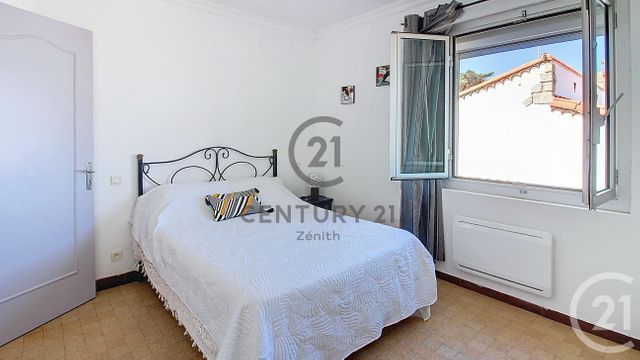 Afficher la photo en grand Appartement F4 à vendre - 4 pièces - 81.0 m2 - LE BARCARES - 66 - LANGUEDOC-ROUSSILLON - Century 21 Côte Catalane Immobilier