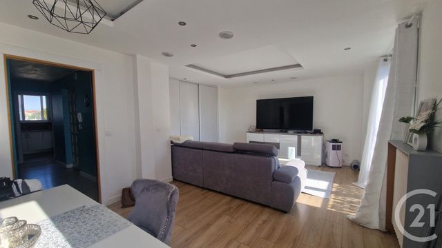Afficher la photo en grand Appartement F3 à vendre - 3 pièces - 60.8 m2 - PERPIGNAN - 66 - LANGUEDOC-ROUSSILLON - Century 21 Côte Catalane Immobilier