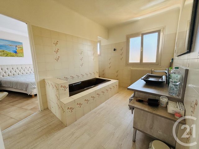 Appartement F4 à vendre - 4 pièces - 129.0 m2 - PERPIGNAN - 66 - LANGUEDOC-ROUSSILLON - Century 21 Côte Catalane Immobilier