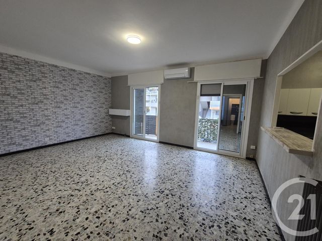 Appartement F3 à vendre - 3 pièces - 82.0 m2 - PERPIGNAN - 66 - LANGUEDOC-ROUSSILLON - Century 21 Côte Catalane Immobilier