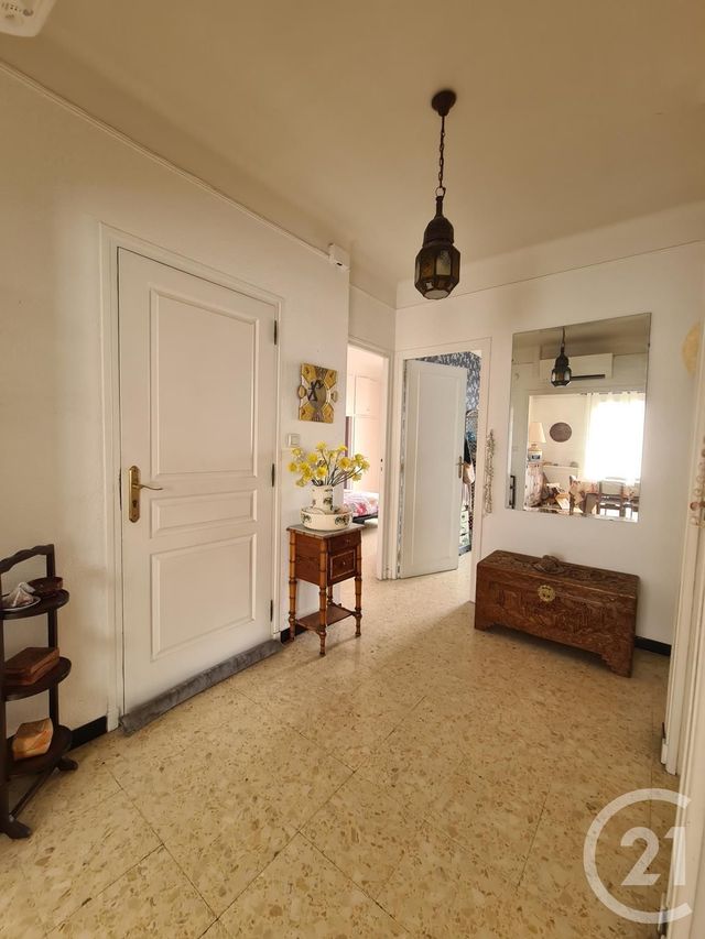 Afficher la photo en grand Appartement F4 à vendre - 4 pièces - 83.0 m2 - PERPIGNAN - 66 - LANGUEDOC-ROUSSILLON - Century 21 Côte Catalane Immobilier