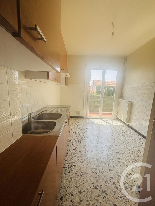 Appartement F4 à vendre - 4 pièces - 80.18 m2 - PERPIGNAN - 66 - LANGUEDOC-ROUSSILLON - Century 21 Côte Catalane Immobilier