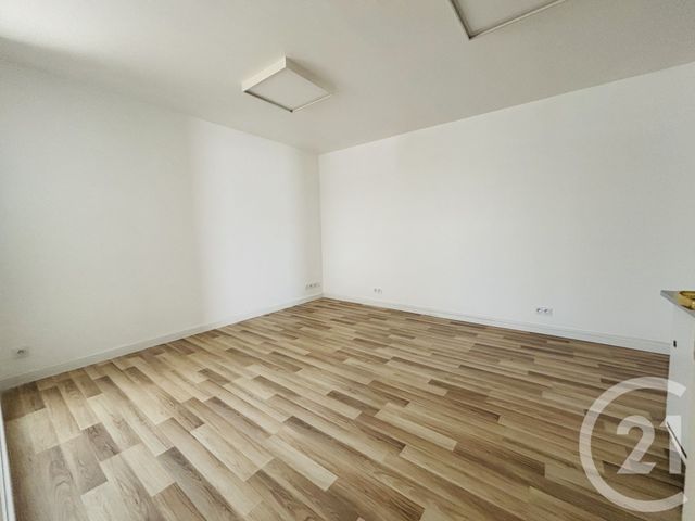 Appartement Local à louer - 4 pièces - 116.32 m2 - CABESTANY - 66 - LANGUEDOC-ROUSSILLON - Century 21 Côte Catalane Immobilier