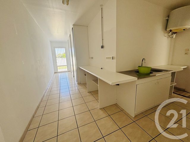 Appartement Local à louer - 4 pièces - 116.32 m2 - CABESTANY - 66 - LANGUEDOC-ROUSSILLON - Century 21 Côte Catalane Immobilier