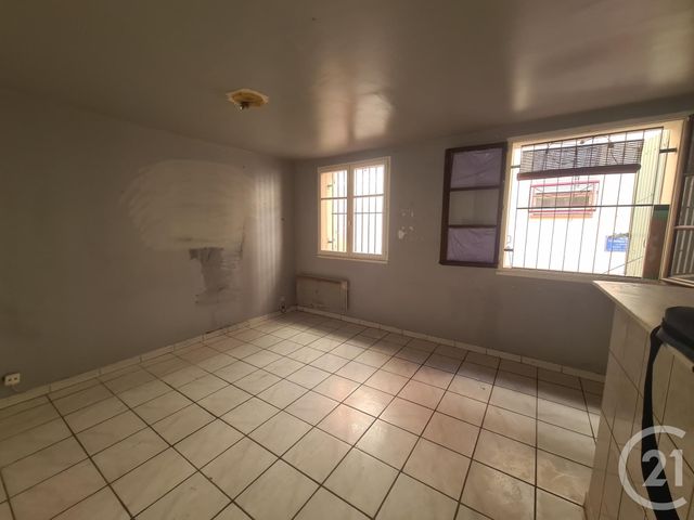 Afficher la photo en grand Appartement F2 à vendre - 2 pièces - 35.0 m2 - PERPIGNAN - 66 - LANGUEDOC-ROUSSILLON - Century 21 Côte Catalane Immobilier
