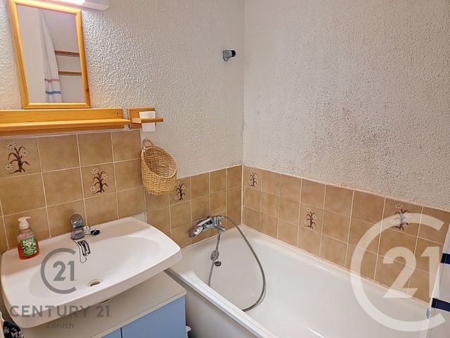 Afficher la photo en grand Appartement F2 bis à vendre - 2 pièces - 33.0 m2 - LE BARCARES - 66 - LANGUEDOC-ROUSSILLON - Century 21 Côte Catalane Immobilier
