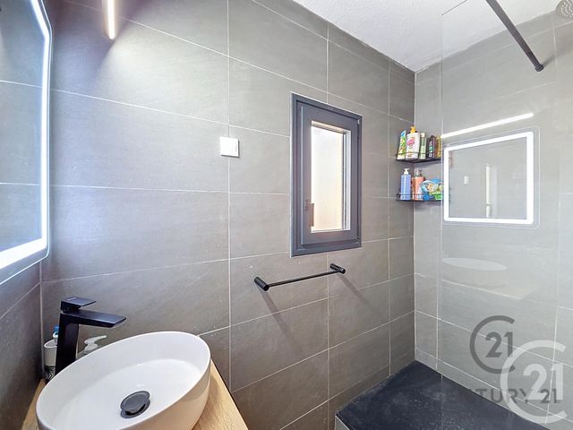 Appartement T3 à vendre - 3 pièces - 56.33 m2 - LE BARCARES - 66 - LANGUEDOC-ROUSSILLON - Century 21 Côte Catalane Immobilier