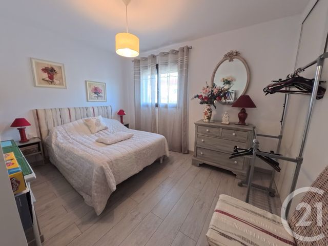 Appartement F3 à vendre - 3 pièces - 82.0 m2 - PERPIGNAN - 66 - LANGUEDOC-ROUSSILLON - Century 21 Côte Catalane Immobilier