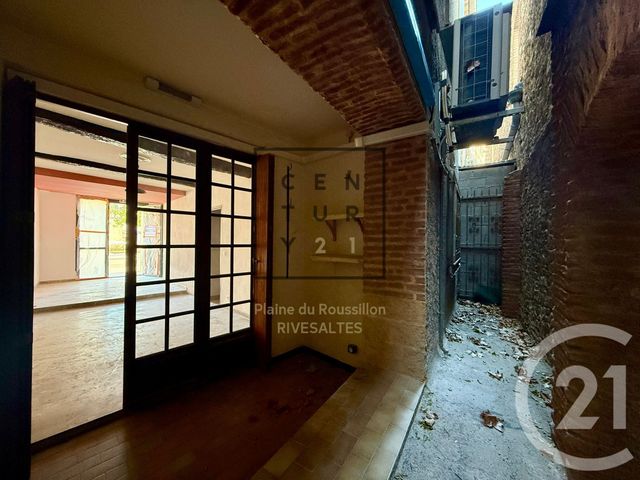 Appartement Local à louer - 2 pièces - 42.0 m2 - RIVESALTES - 66 - LANGUEDOC-ROUSSILLON - Century 21 Côte Catalane Immobilier